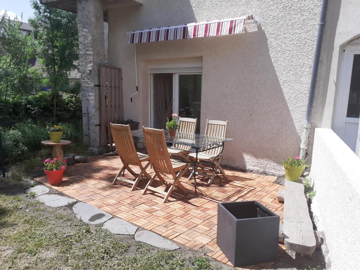 Appartement Rez De Chaussee Avec Terrasse Et Jardin Tence Zewnętrze zdjęcie
