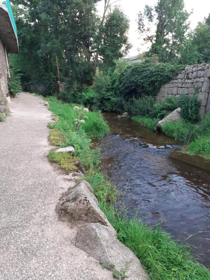 Appartement Rez De Chaussee Avec Terrasse Et Jardin Tence Zewnętrze zdjęcie